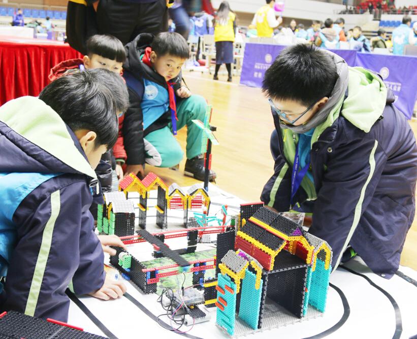 韓端機器人教育加盟