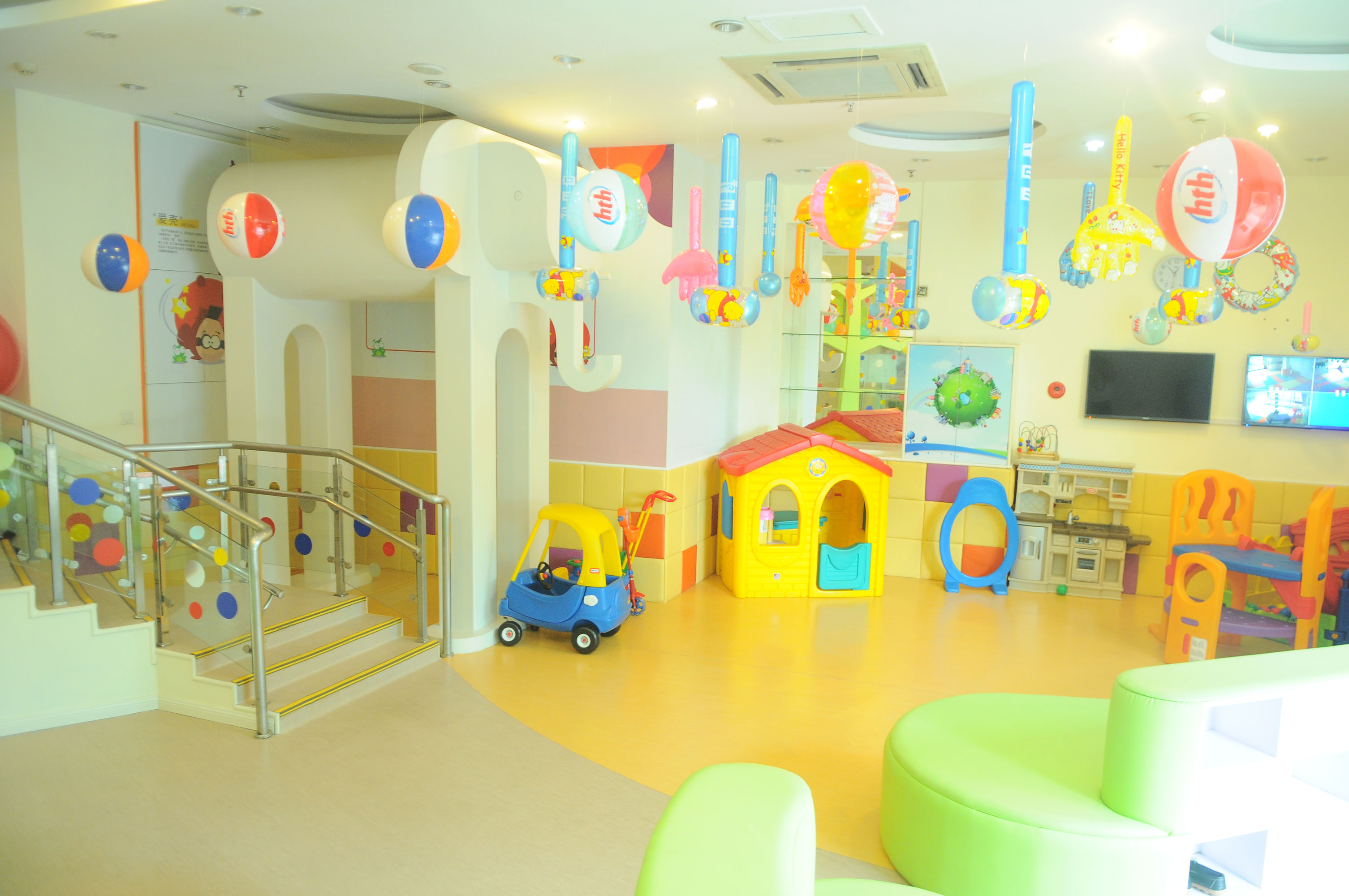 貝易雙語加盟電話多少？