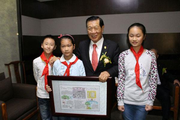 中國小記者加盟投資多少錢？