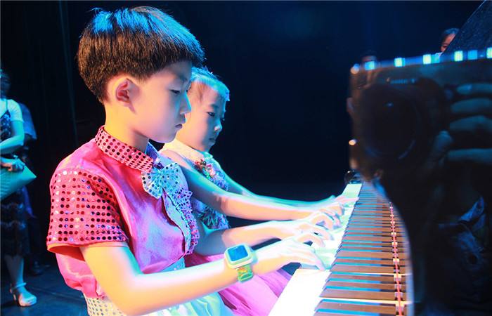 佳音藝術(shù)培訓中心加盟前景怎么樣？賺錢嗎？