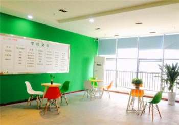 富力桃園幼兒園