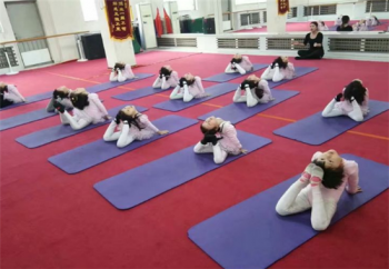 快樂陽光藝術(shù)教育