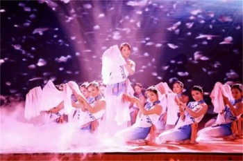 悅時(shí)尚舞蹈俱樂部