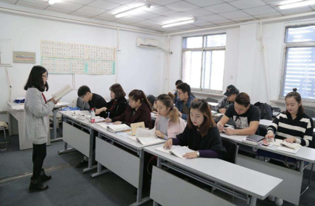 新幹線日語培訓(xùn)加盟