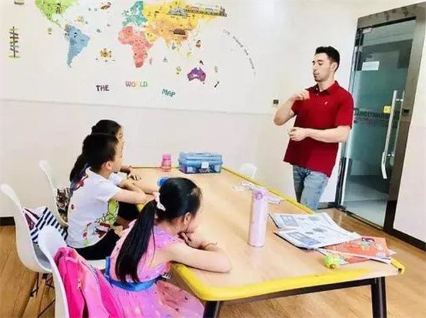 愛課少兒英語怎么加盟？