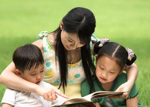 華慧教育 華慧教育