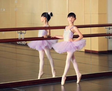 小雅舞蹈藝術培訓 小雅舞蹈藝術培訓