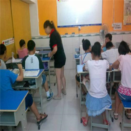 陽光托管 陽光托管