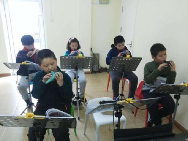 海燕藝術培訓中心加盟