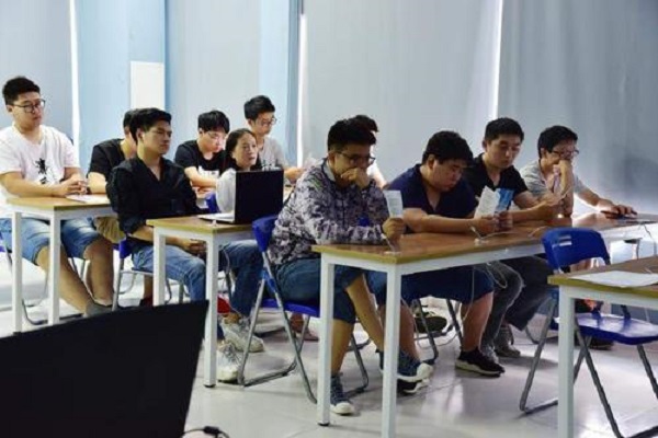 點對點教育加盟