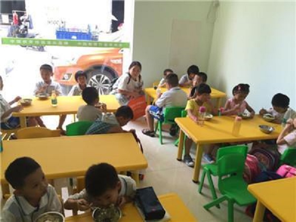 張老師小飯桌加盟