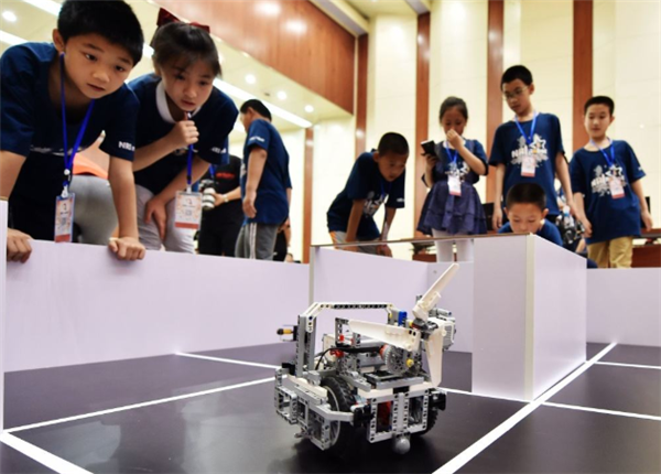 靈智教育機器人