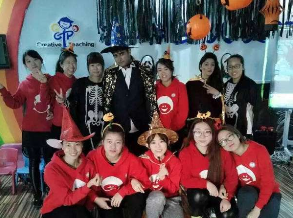 美華少兒英語加盟