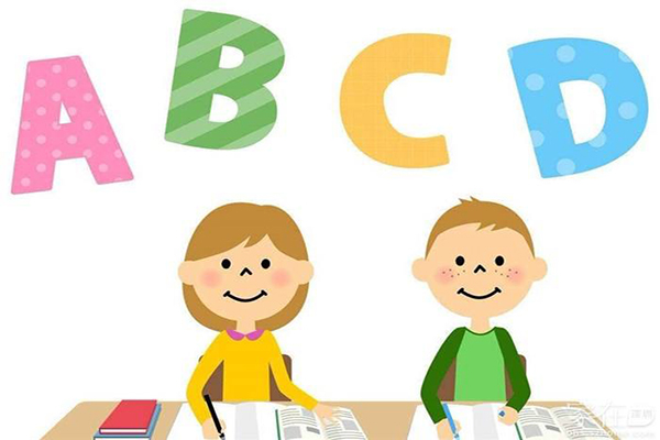 與楊英語(yǔ)加盟