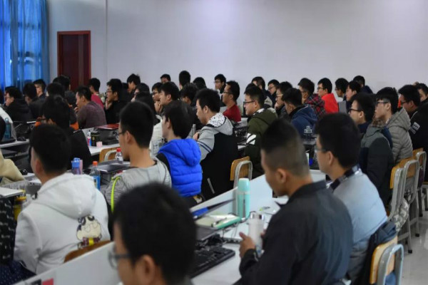 叩丁狼教育加盟 叩丁狼教育加盟