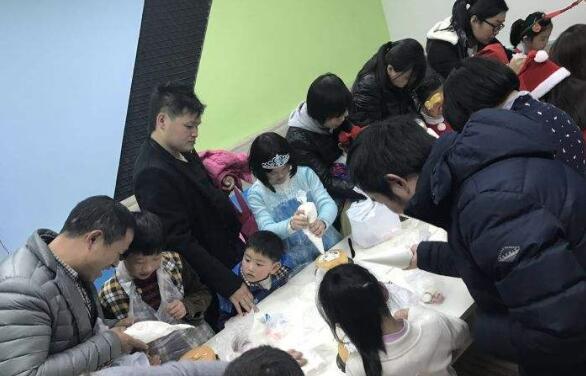 卡喜國際少兒英語加盟