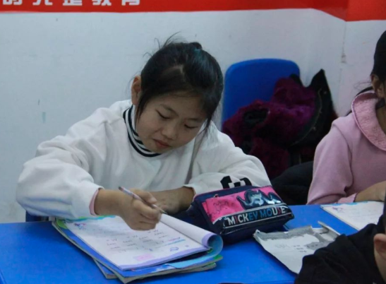 快樂英鏈英語加盟 快樂英鏈英語加盟