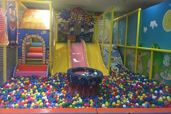 布魯樂谷兒童樂園加盟