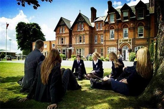 藍(lán)天留學(xué)加盟 藍(lán)天留學(xué)加盟