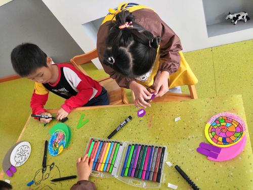 小蝸牛美術加盟