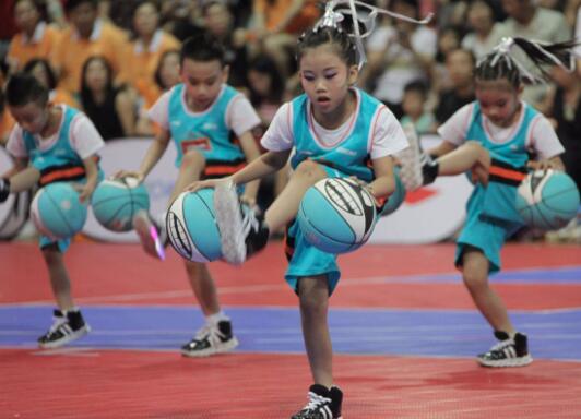 華蒙星幼兒籃球加盟