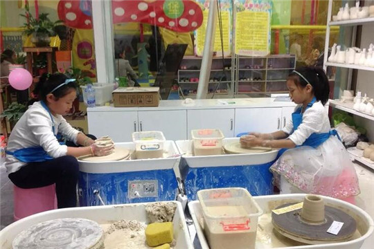 玩泥巴手工陶藝加盟 玩泥巴手工陶藝加盟