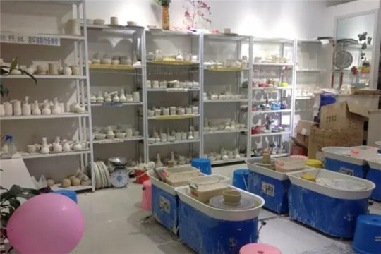 玩泥巴手工陶藝加盟 玩泥巴手工陶藝加盟