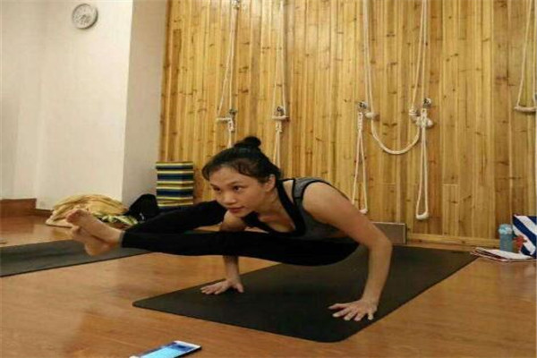 蟬舟瑜伽加盟 蟬舟瑜伽加盟