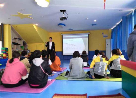 稚慧斯兒童潛能開發(fā)中心加盟 稚慧斯兒童潛能開發(fā)中心加盟