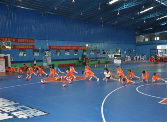 李嘉恒籃球加盟 李嘉恒籃球加盟