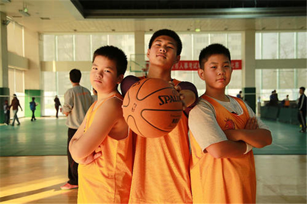 大鯊魚籃球訓(xùn)練營加盟 大鯊魚籃球訓(xùn)練營加盟