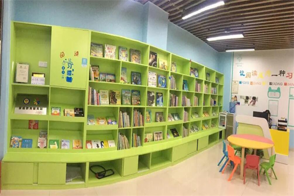 知閱閱讀成長中心加盟